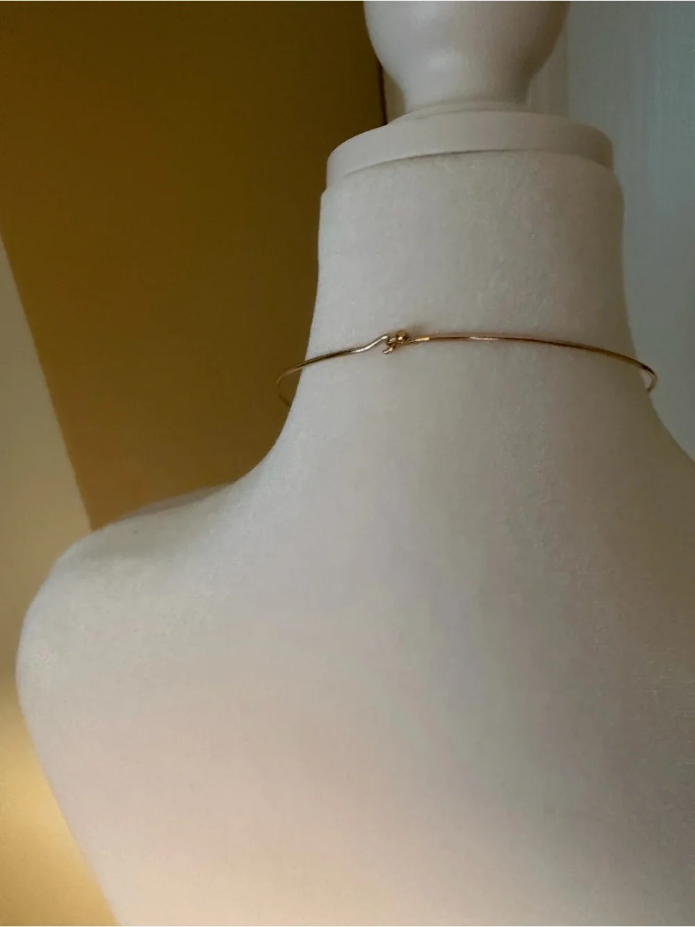 Tory Burch Gold and Cream Round Logo Pendant Choker Authentic!